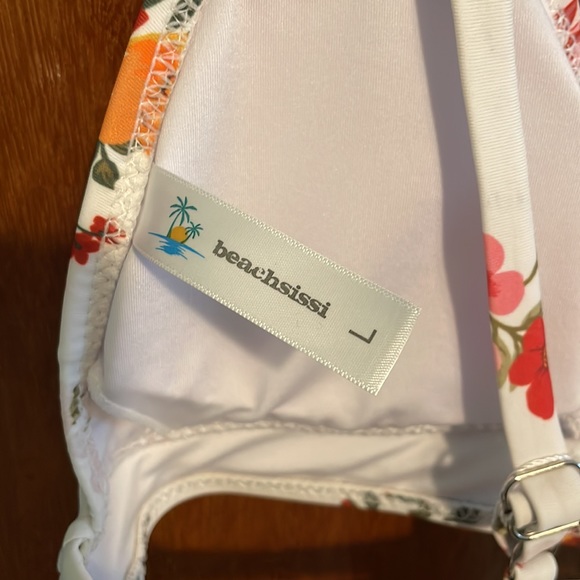 Floral bathing suit top Size:L from Beachsissi Brand New Never worn - Picture 3 of 3